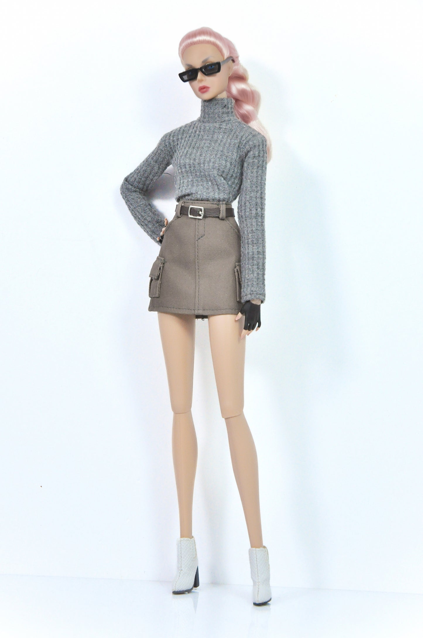 TRENCHES | A set of trench-coat with matching turtle neck and khaki skirt for Fashion Royalty & NU FACE 6.0 doll