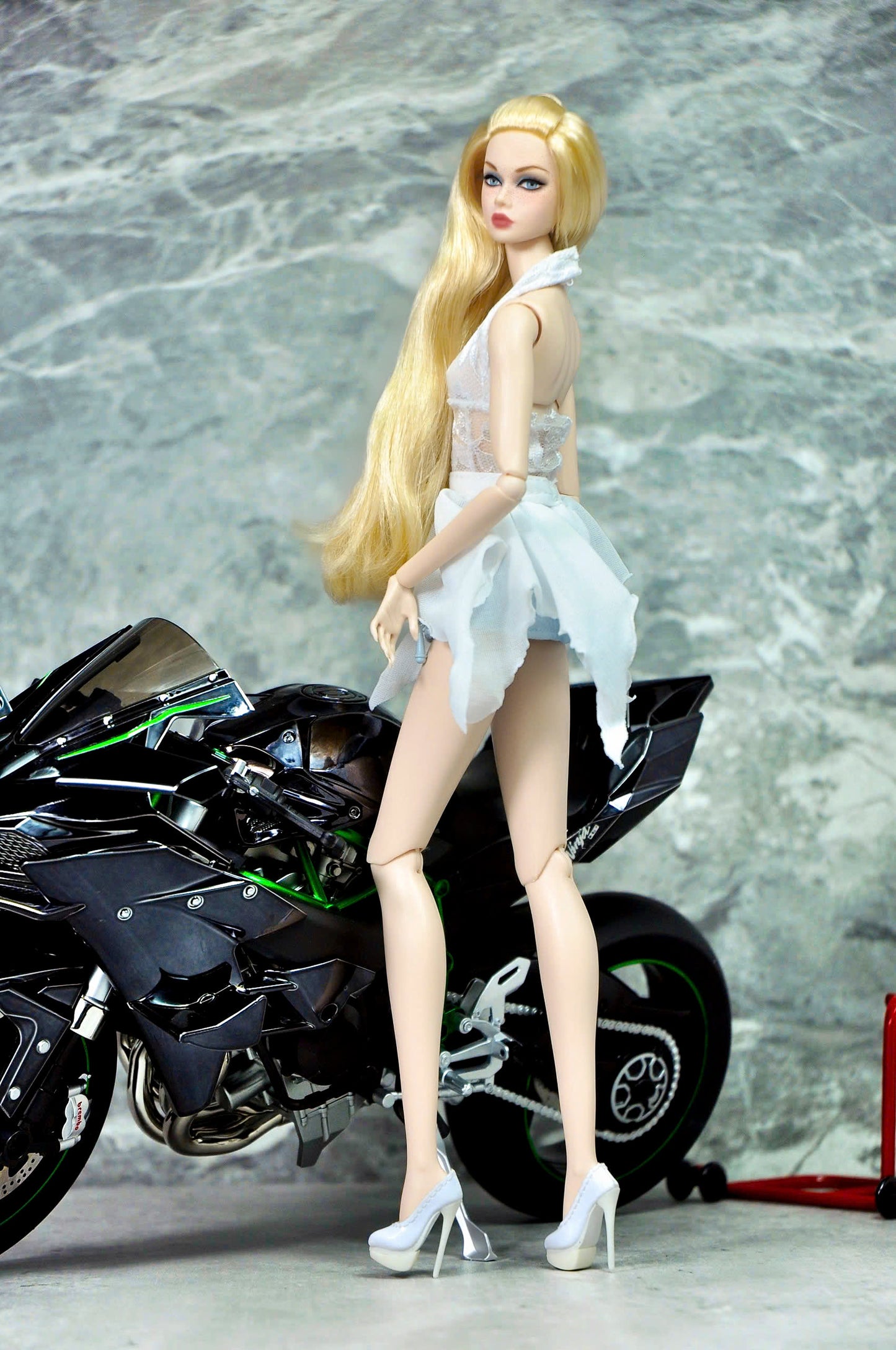 STYLE LAB | Fashion Royalty FR 6.0 & NU FACE halter neck top with mini skirt and detachable wrap-bottom part
