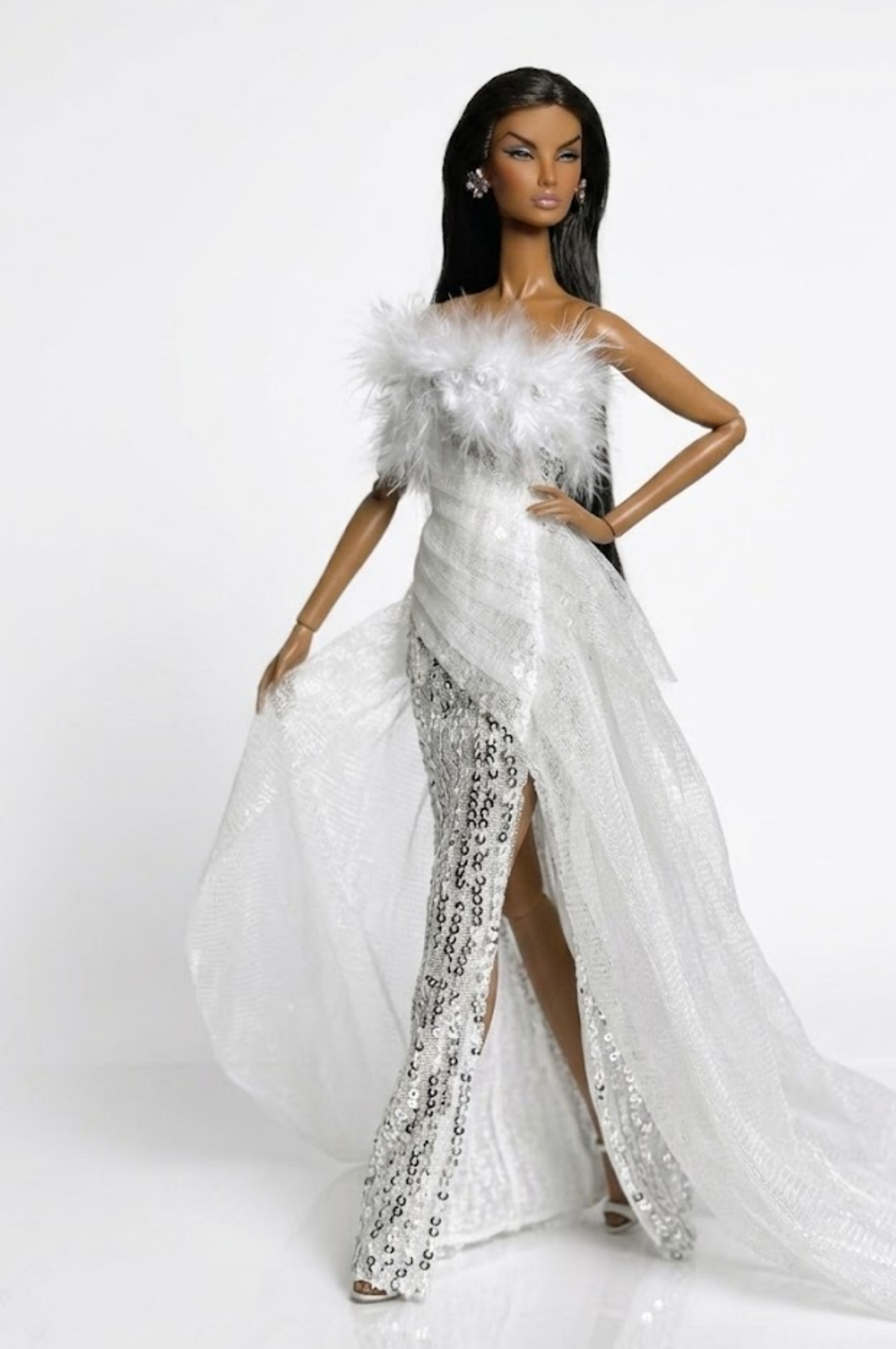 BASIC | Fashion Royalty 6.0 Doll Clothes – White Feather Sequin Gown Set – Couture Evening Dress with Train