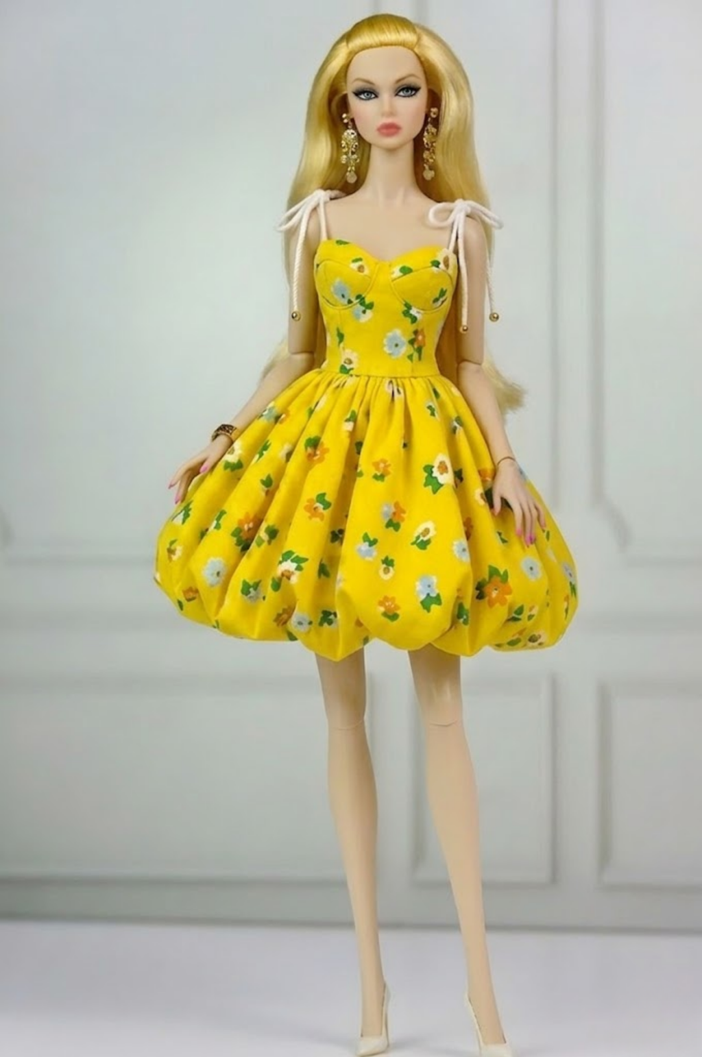 MODERN SENSUAL | Golden Bloom Bubble Dress – 1/6 Scale Doll Clothes
