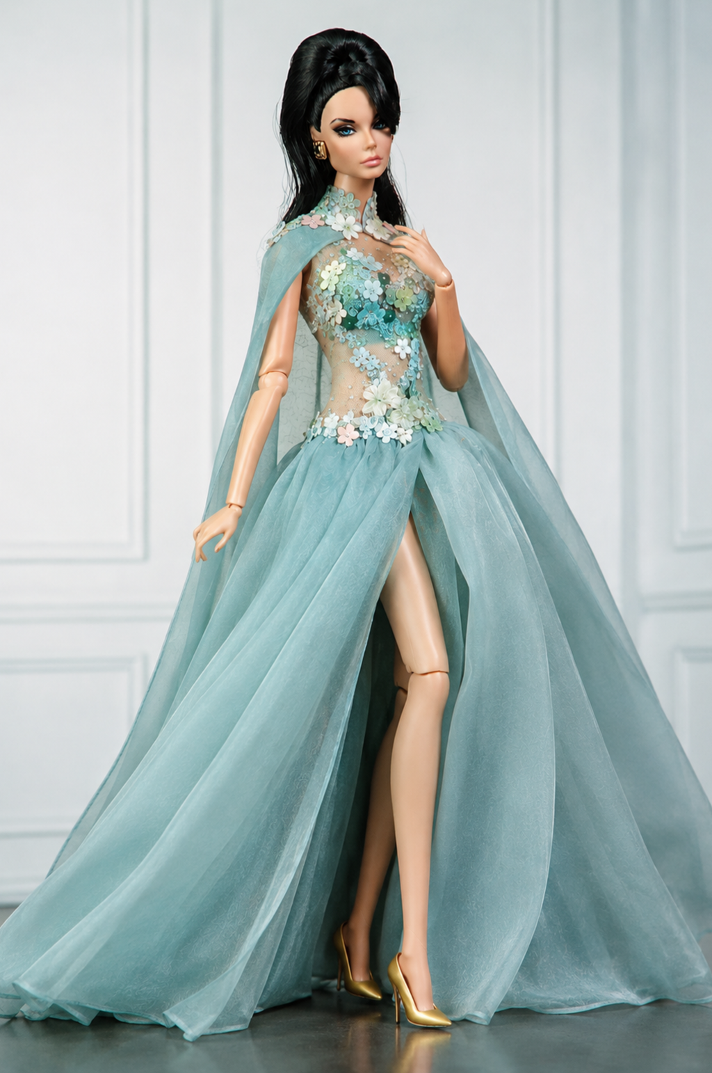 EDEN CHOICE | Seafoam Garden Floral Illusion Gown for 1/6 Scale Fashion Doll | Plastiktiara