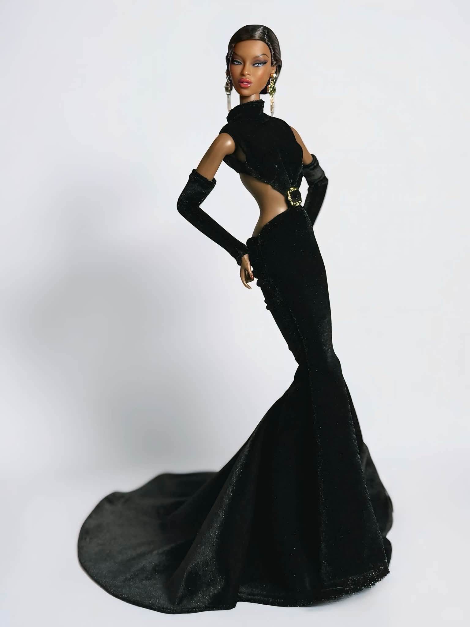 BASIC | Midnight Siren Black Cutout Mermaid Gown | Plastiktiara