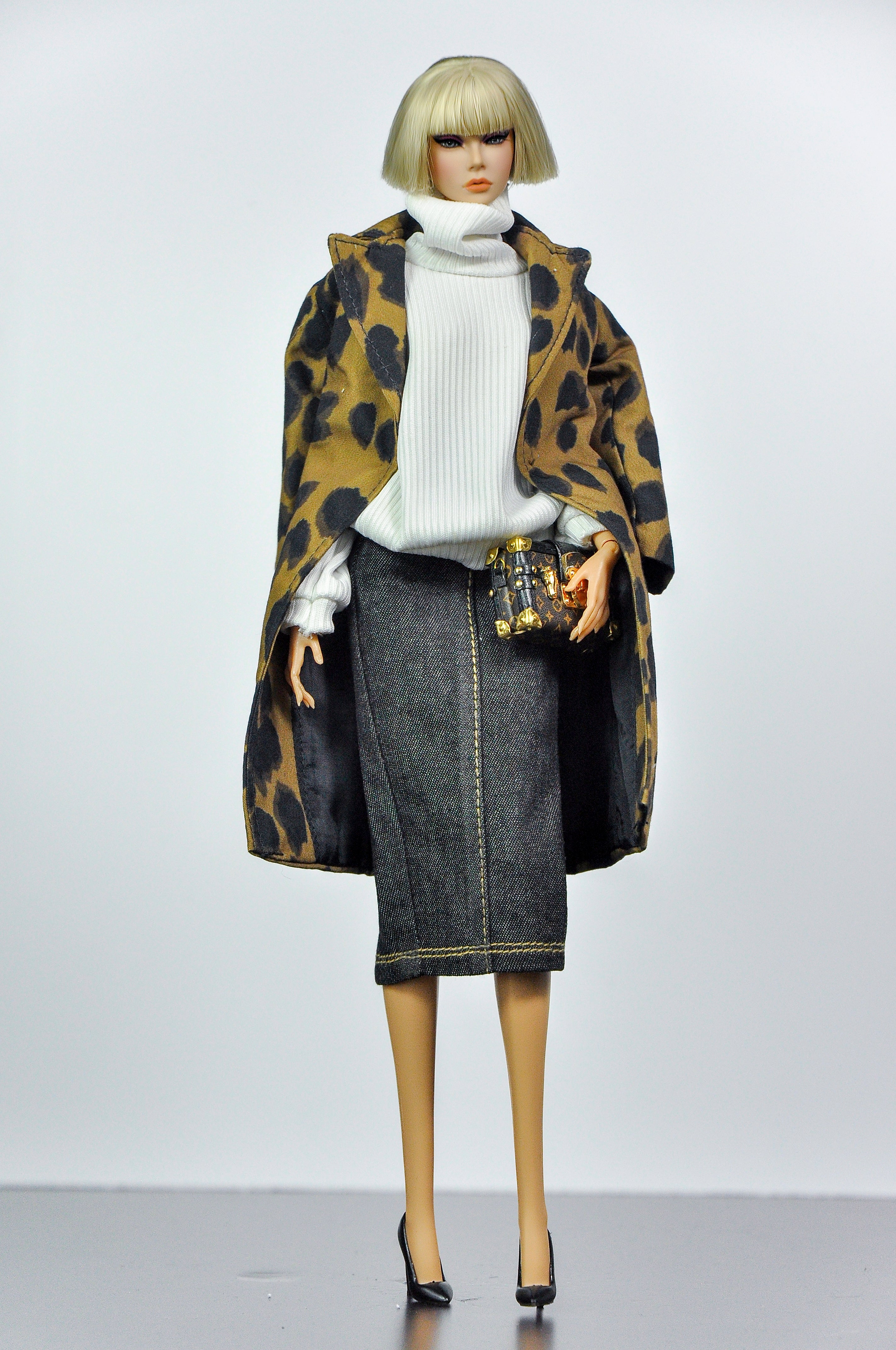 CULINARY CAPTIVATING | Ivory Turtleneck & Denim Pencil Skirt Set for Fashion Royalty Dolls | 1/6 Scale Doll Clothes by Plastik Tiara