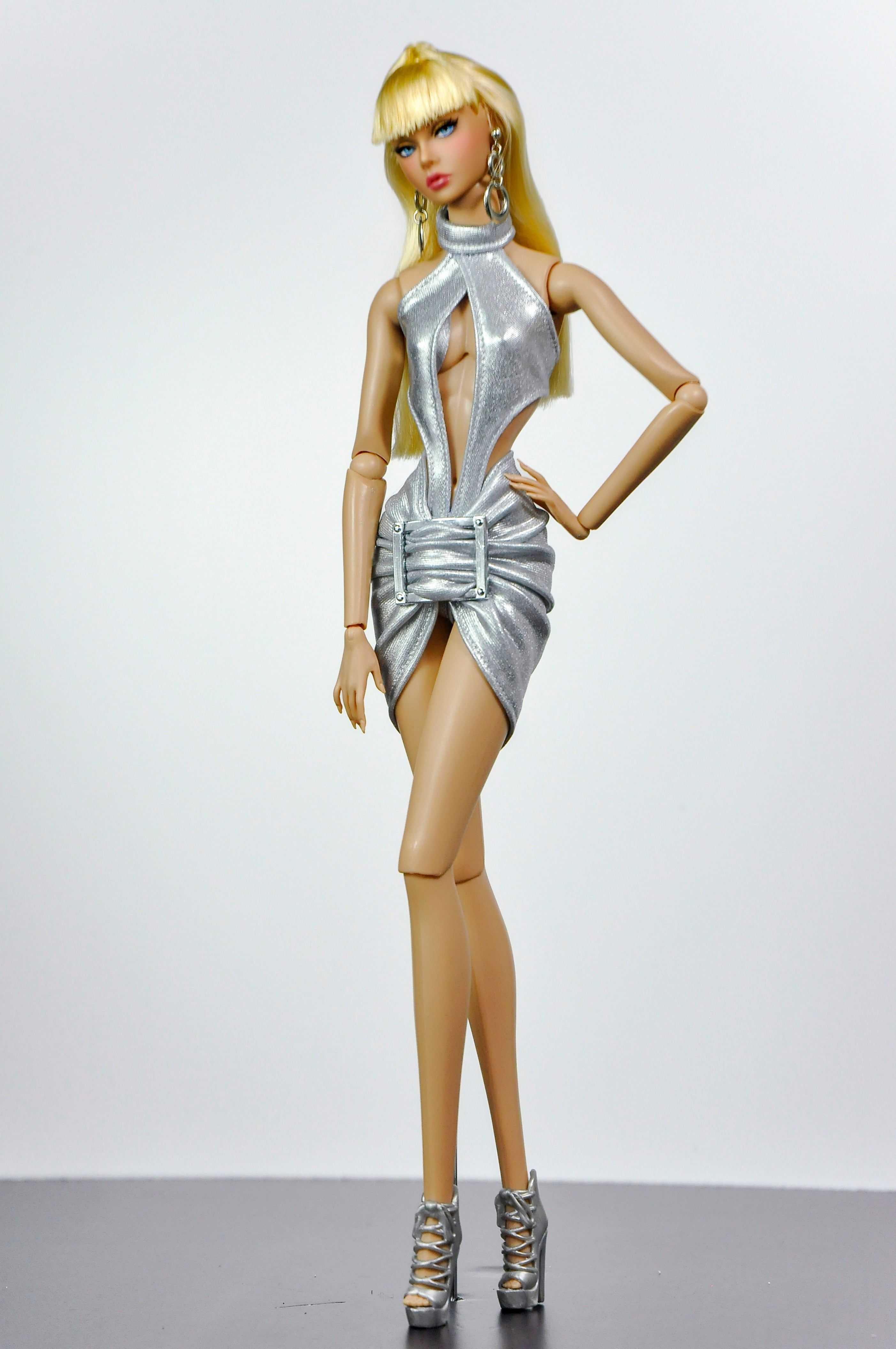 STYLISH WIDOW | Silver Halter Mini Dress for Fashion Royalty Doll | Futuristic Club Look | 1/6 Scale Statement Outfit