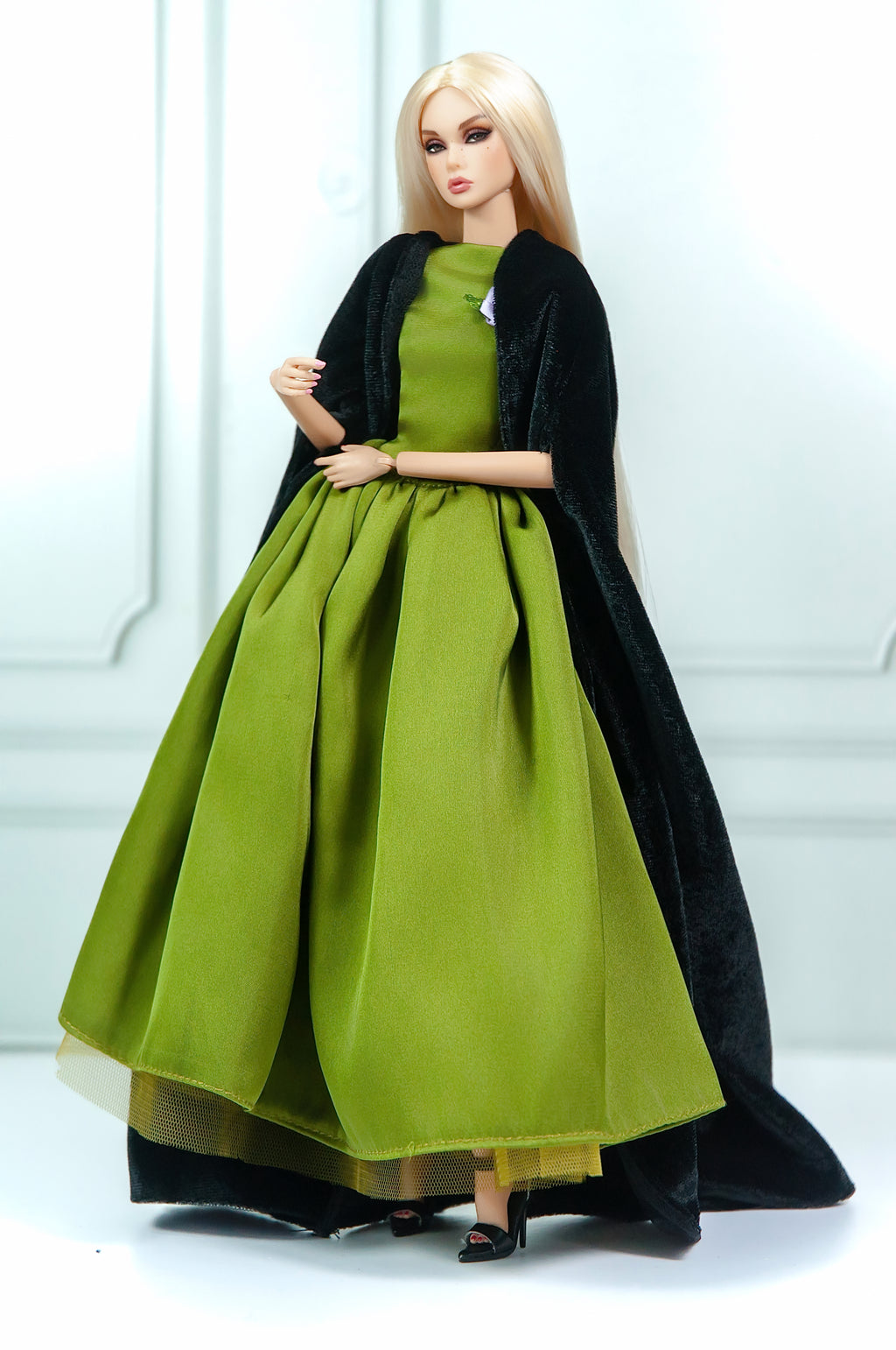 AUGUST SALE | Handmade 1/6 Scale Doll Clothes & Miniature Fashion | Plastiktiara