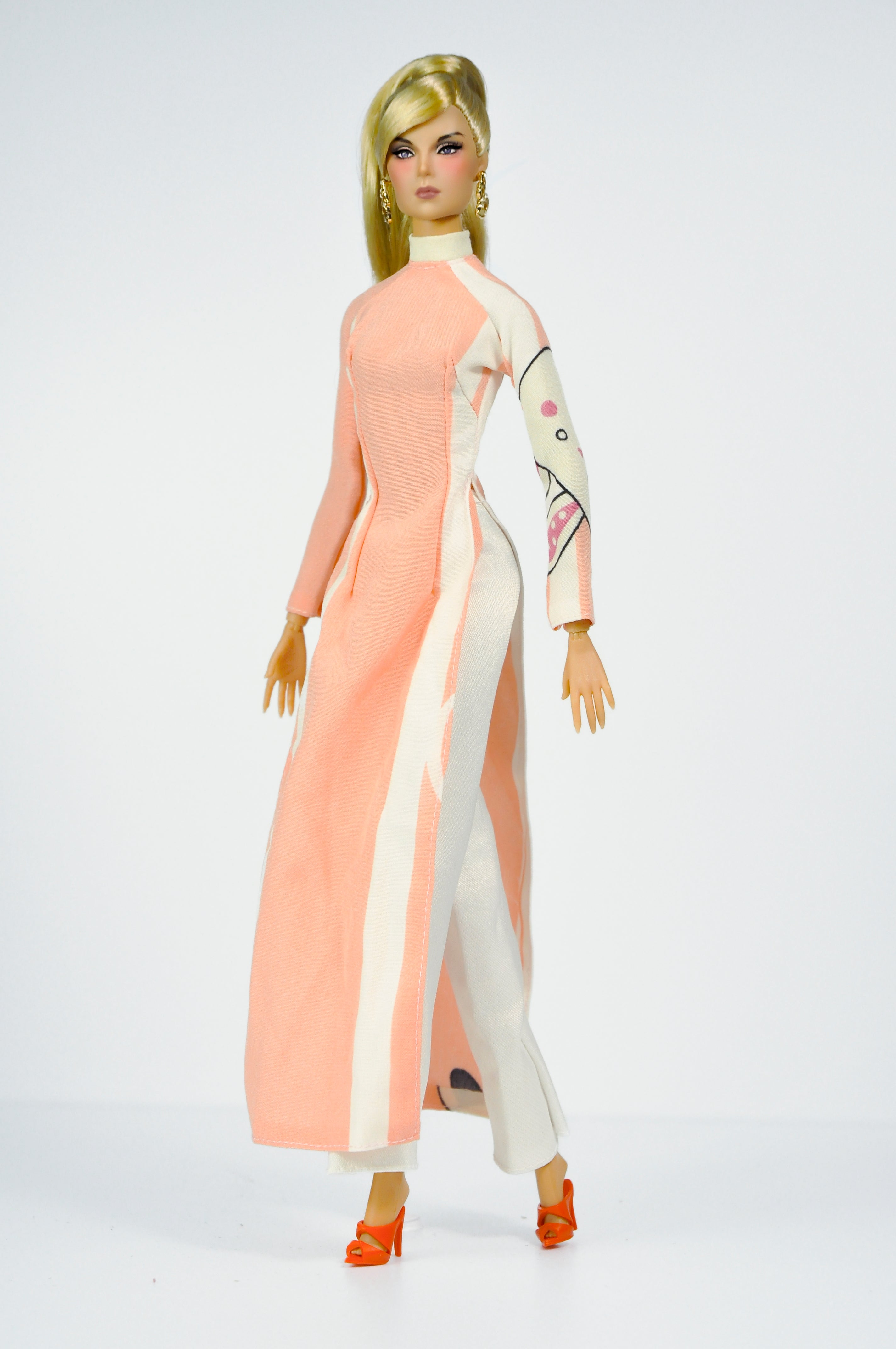 MAY SALE | 1:6 Scale Doll Outfit – Collector Fashion Piece - LOOK 15