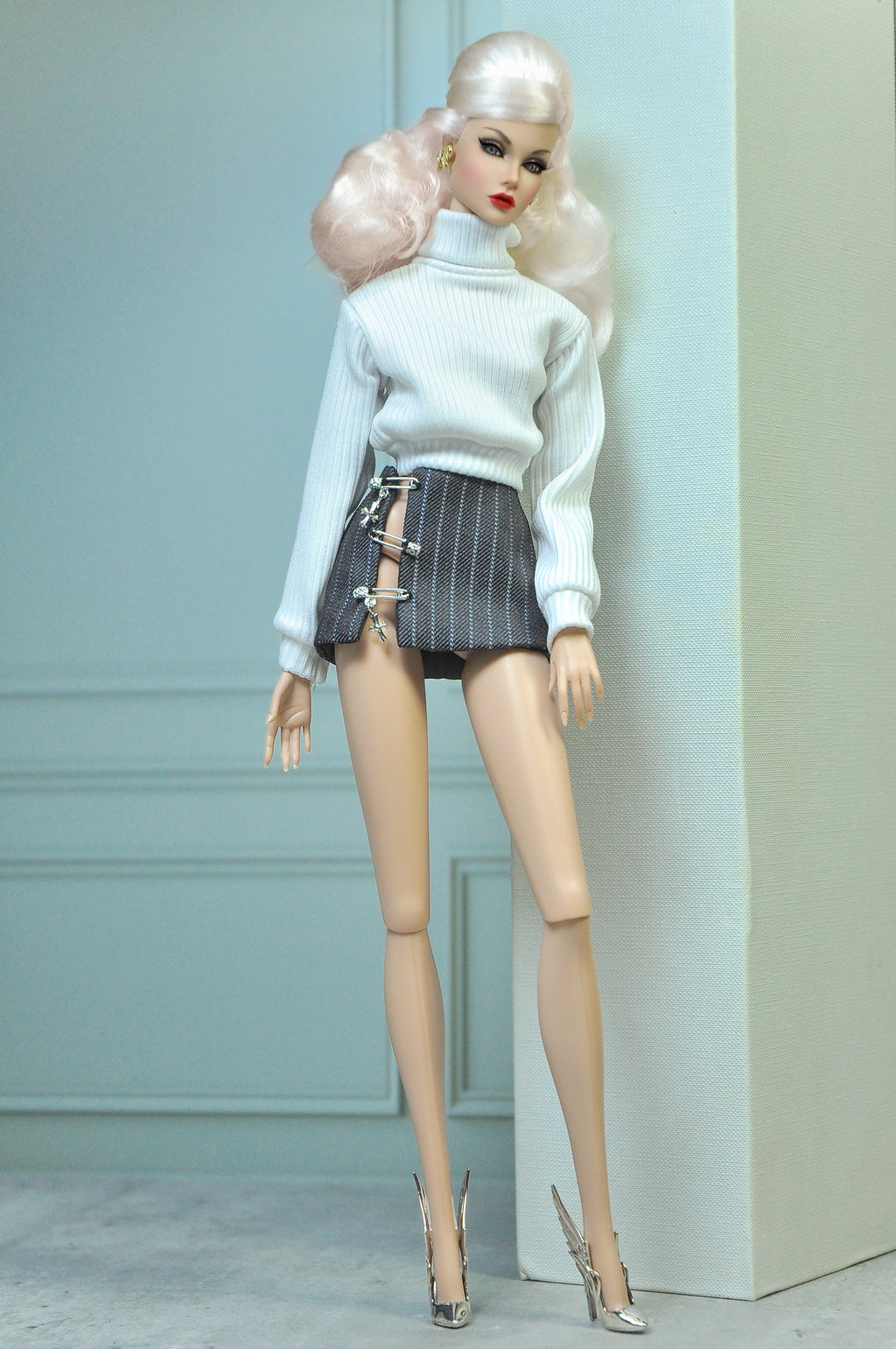 BASIC | Knit Sweater and Mini Skirt Set for Fashion Royalty 6.0 Doll | Cozy Chic 1/6 Outfit