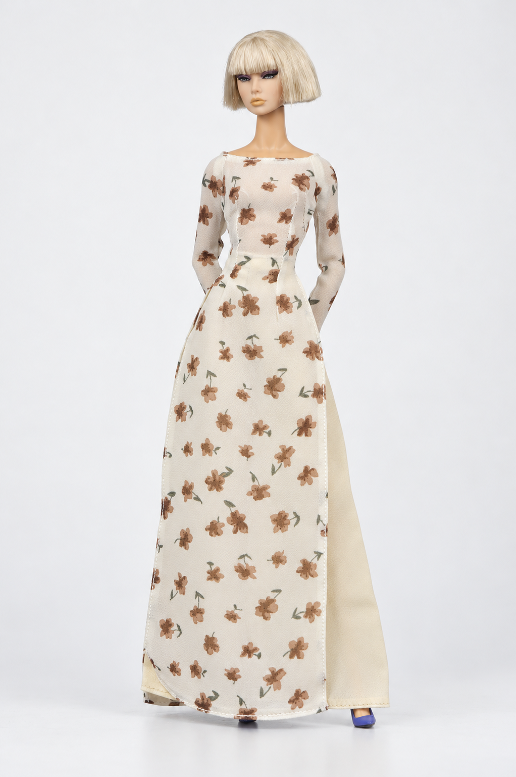 Saigon by Night 01 — Ivory Autumn Floral, boat neck áo dài with ivory trousers; 1:6 doll clothing set